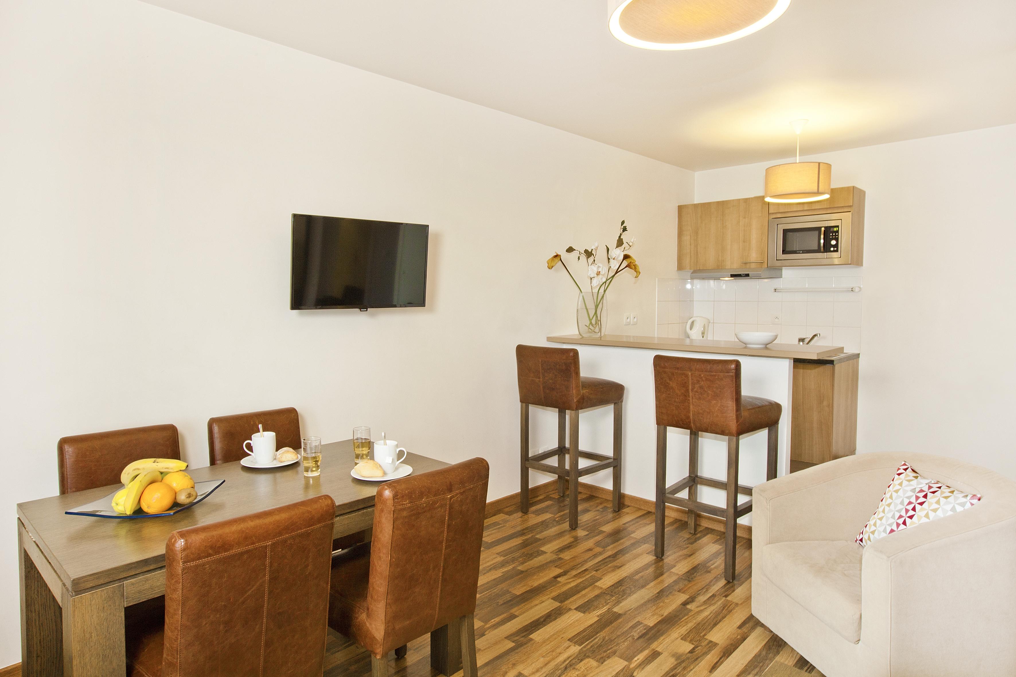 Residhome Asnieres Екстериор снимка