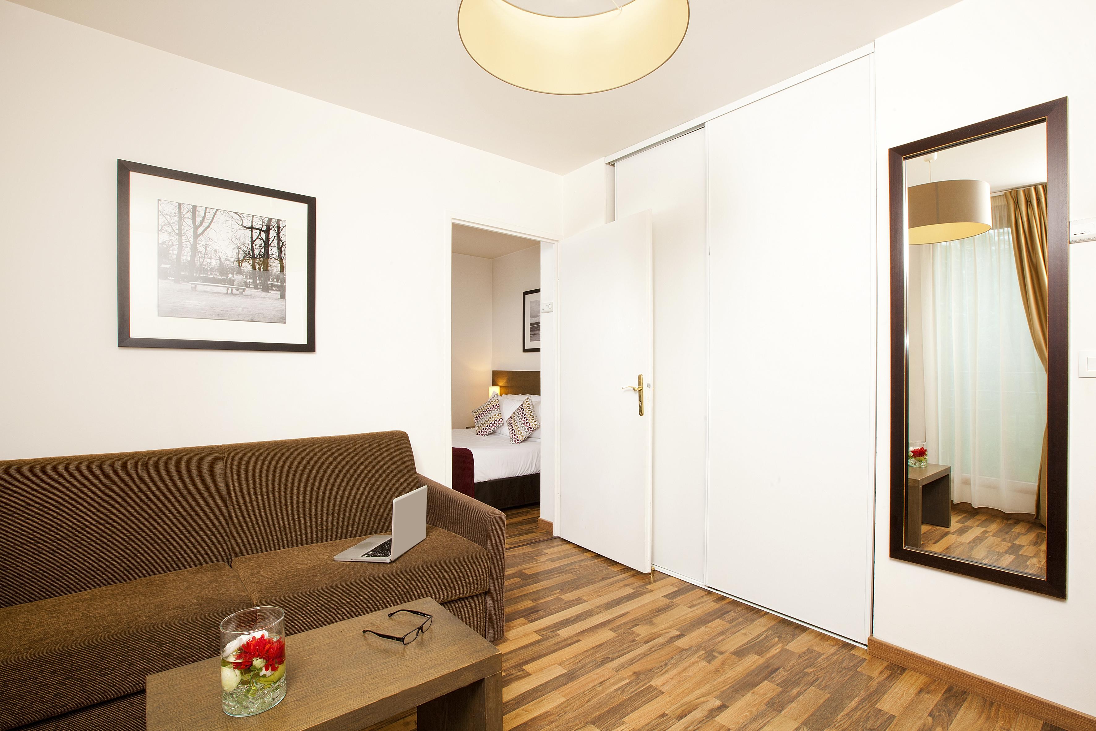 Residhome Asnieres Екстериор снимка